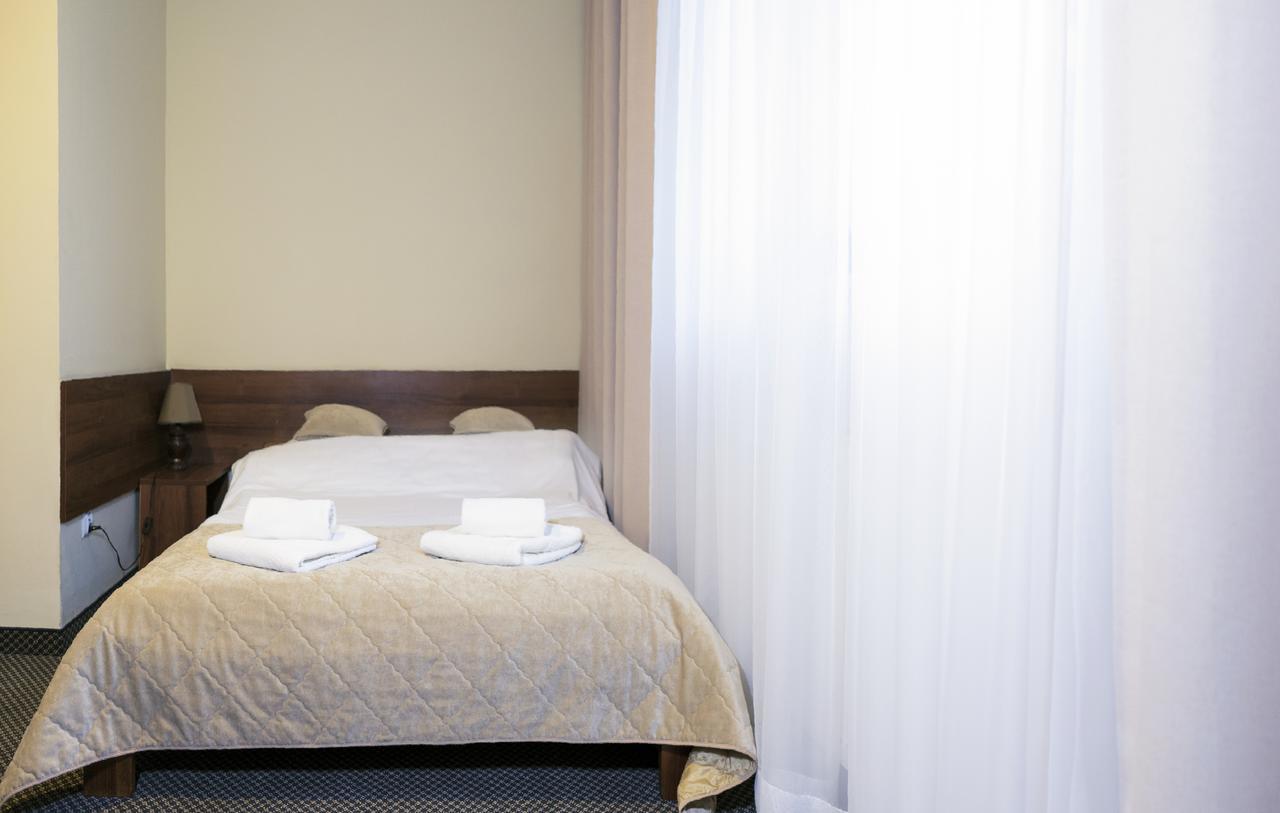 Bed and Breakfast Arka Cracovia Esterno foto